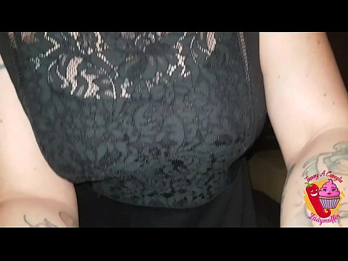❤️ Uma meia-irmã ordinária dá-lhe um broche e espanhol Sexo vídeo em porno pt.villagesexvideos.ru ❌