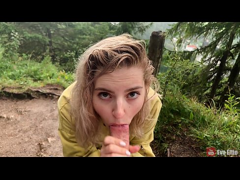 ❤️ Rapariga engole o esperma depois de um broche público - Eva Elfi Sexo vídeo em porno pt.villagesexvideos.ru ❌